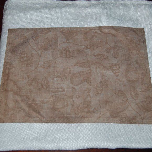 4 Tan/Brown/Beige Tone Fruit & Leaves Print Placemats  13 1/4" Wide by 18" Long - Picture 6 of 14